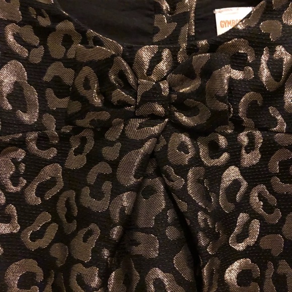 Classy Girls Leopard Dress - Picture 3 of 4